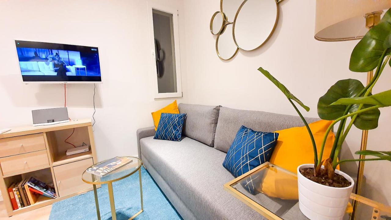 Апартаменты Lindo Apartamento En Zona Centro, Cerca De Todo Мадрид Экстерьер фото